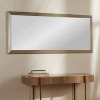 mała sypialnia z oknem - lustro