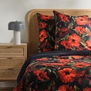 posciel w czerwone kwiaty