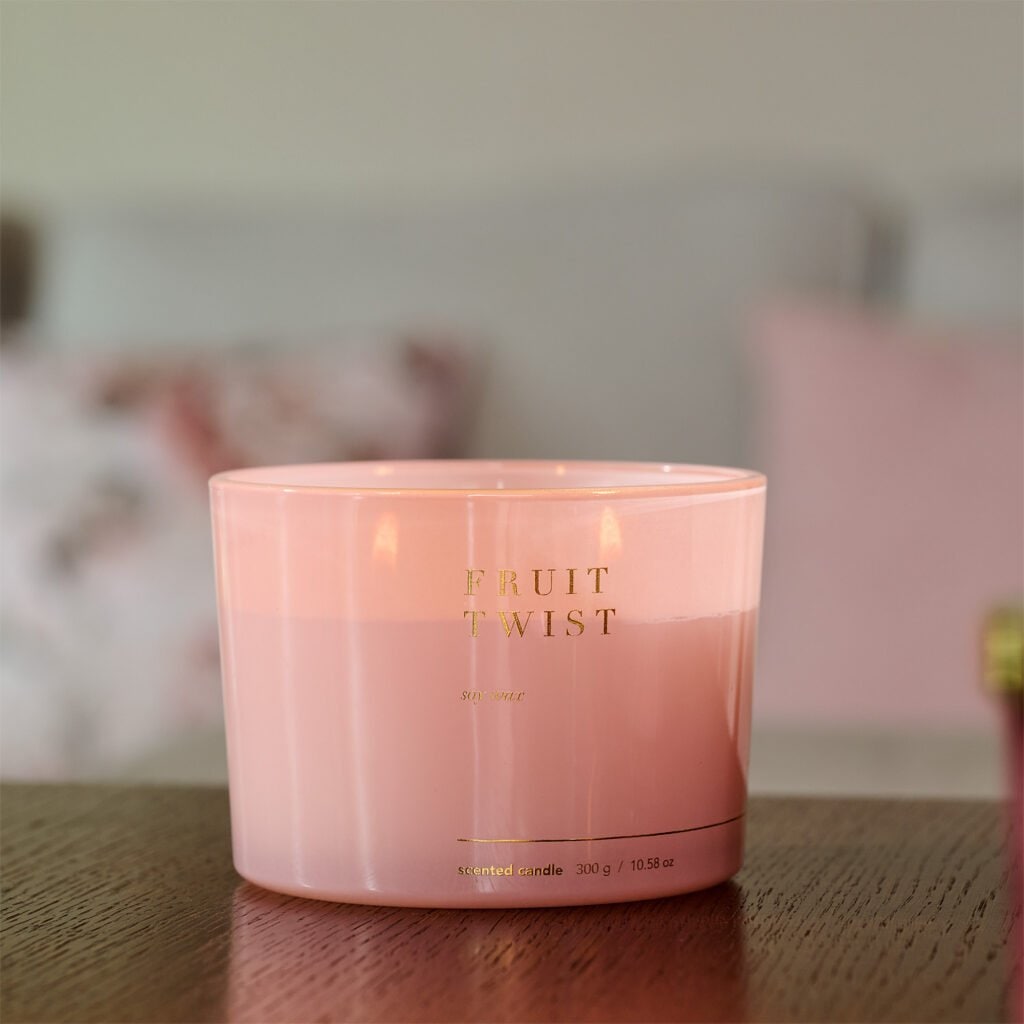 świeca zapachowa różowa