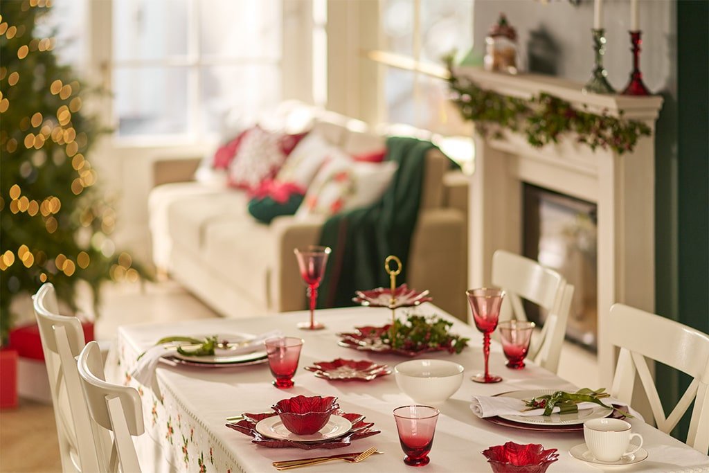 świąteczne trendy 2025 - tradycyjne dekoracje domu