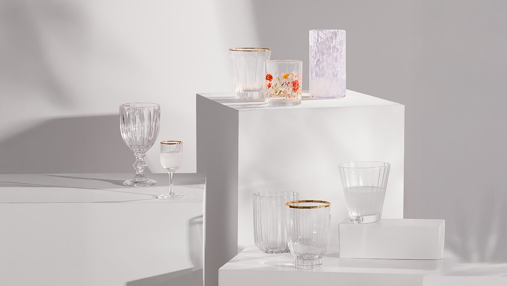 szklanki i kieliszki do różnych napojów