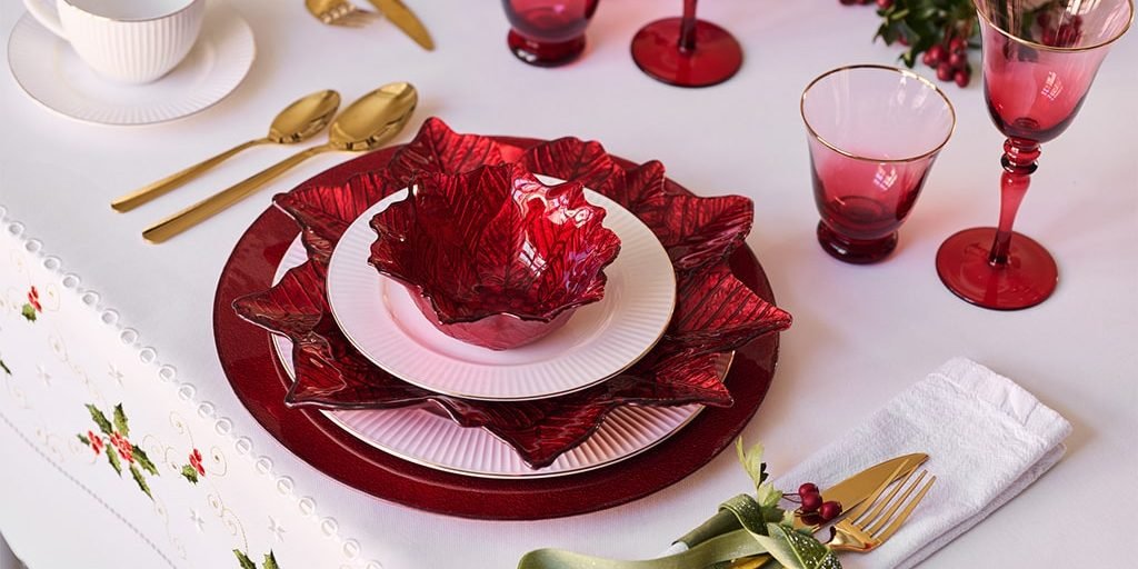 udekorowany-stol-boze-narodzenie jak udekorować stół na Boże Narodzenie